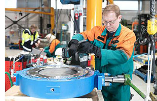 Fujitsu and Metso renew agreement on IT product services in Europe and Asia Fujitsu and Metso renew agreement on IT product services in Europe and Asia