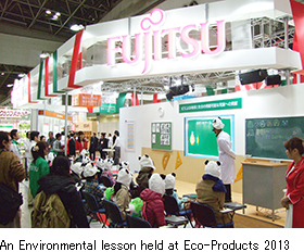 An Environmental lesson held at Eco-products 2013 An Environmental lesson held at Eco-products 2013