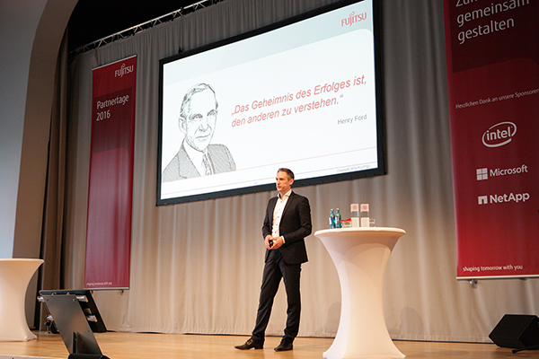 Fujitsu-Partnertage-2016-Keynote-Louis-Dreher_Koenigstein-im-Taunus