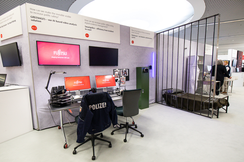Show Case Smart Police 3 Show Case Smart Police 3