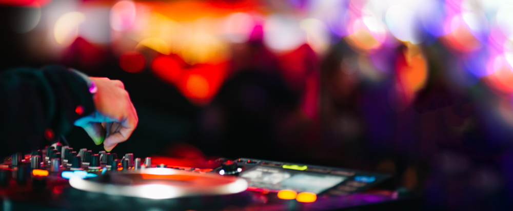 DJ