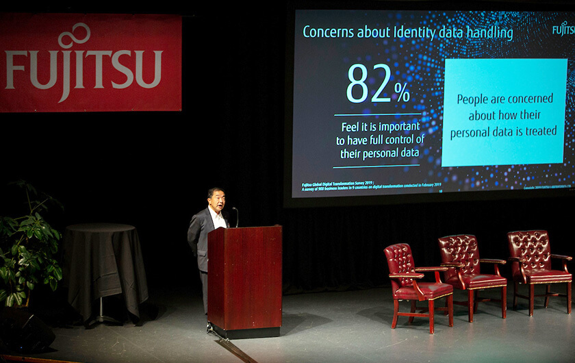 Main visual : How can we get the most out of personal data while protecting user privacy?