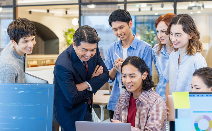 Fujitsu EMEIA : Fujitsu Global