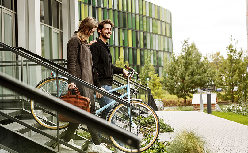 Kestävä uudistuminen ja liiketoiminta yhdistyvät Fujitsun teknologia- ja palveluvisios