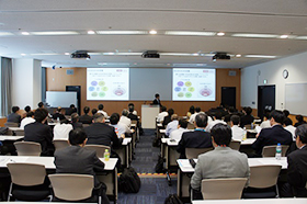 Photo: Briefing at the Kawasaki Plant