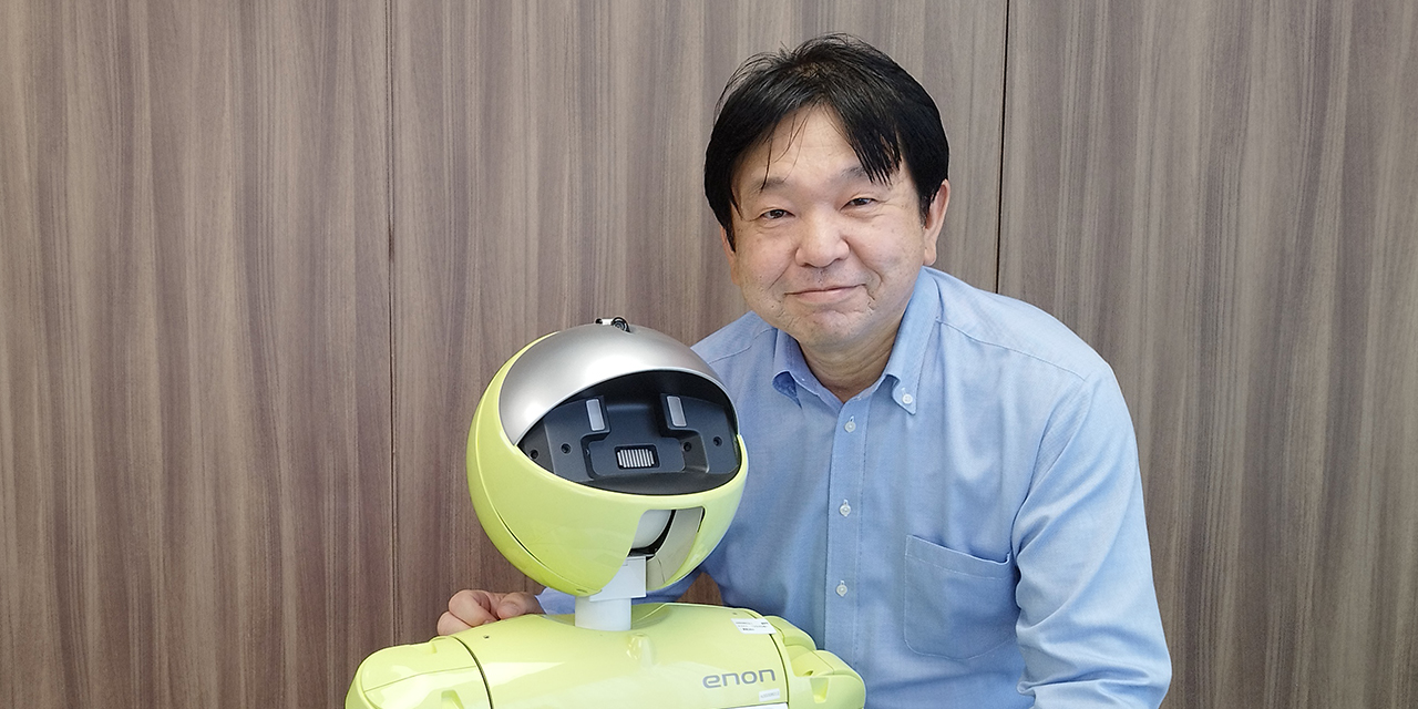 Faculty researchers develop humanoid robotic system to teach Tai Chi