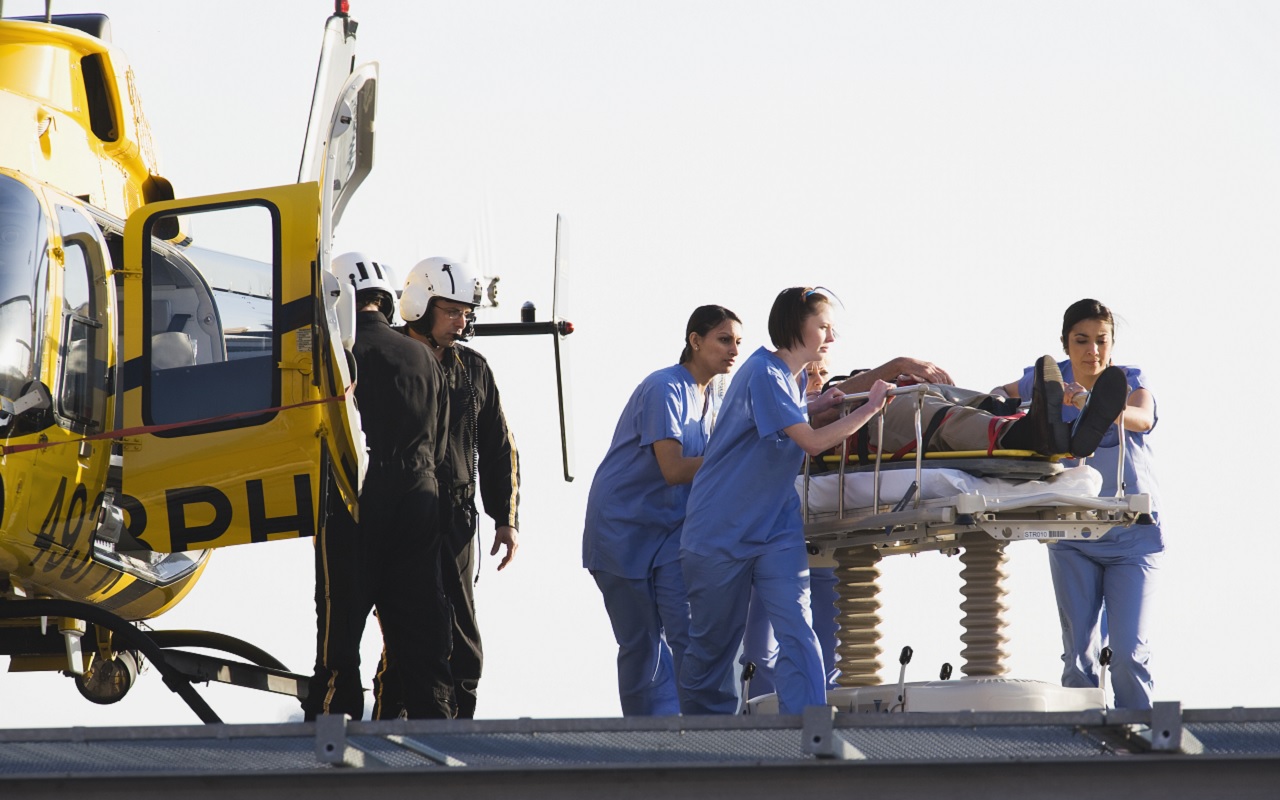 18年の災害を振り返る 3 人命を守るための災害拠点病院の機能確保 富士通総研