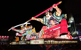 写真：「青森ねぶた祭り」富士通のねぶた