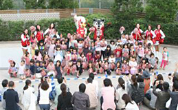 第11回富士通ソリューションスクエア「くすのき祭」 参加者の集合写真