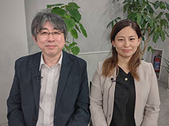 富士通Japan株式会社 法邑 昇（左）、吉田 綾（右）