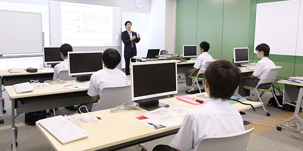 武蔵野東学園様との交流および支援