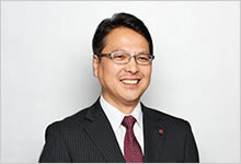 株式会社 佐賀銀行 システム部 システム企画・開発グループ 副部長 杉谷 俊輔 様