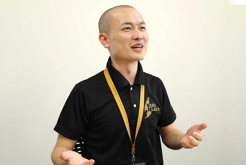 佐渡市 社会福祉部 子ども若者課 子ども若者相談センター 主任 土賀 恵心氏