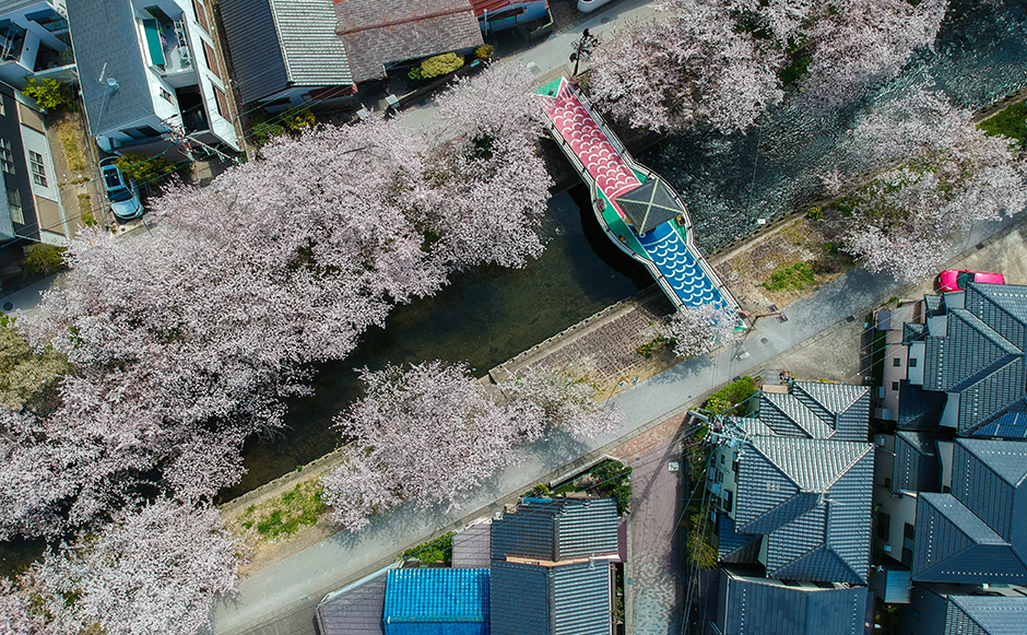 愛知県岩倉市の五条川 一豊橋付近の空撮