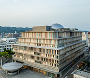国内初の県市合築図書館 200万冊規模の図書館システムを
