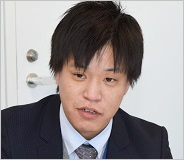 武蔵野市 総務部 人事課 人事係 主任 庄司 俊 氏の写真
