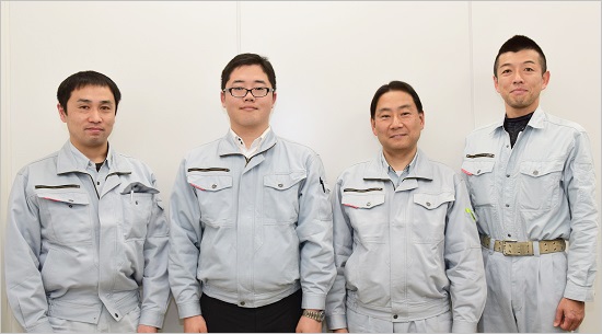 左から 東京たま広域資源循環組合 山中氏、松原氏、井上氏、髙野氏 の写真