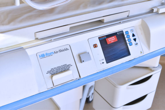 UFOund case study photo - hospital incubator with tag UFOund case study photo - hospital incubator with tag